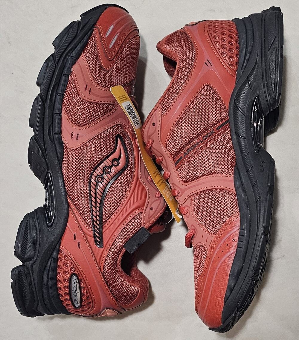 Saucony ProGrid Triumph 4 Unisex Shoes Rust Red Size 8.5 New S70758-6